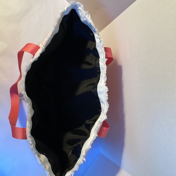 Victoria’s Secret Stripped tote bag Sz M - Picture 9 of 9